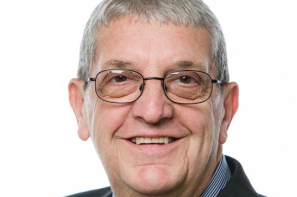 Bridging applications rise in Q4, but value of completions fall